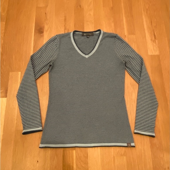 Title Nine Two V Neck Striped Tops / 1 Maroon / 2 Blue / Womens Size XS - Picture 7 of 16